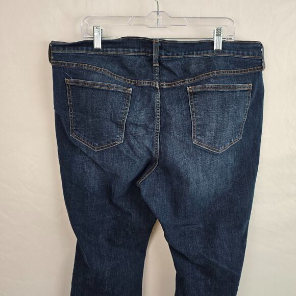 Old Navy The Sweet Heart Jeans Women's 18 Blue Dark Wash Bootcut - Picture 7 of 16